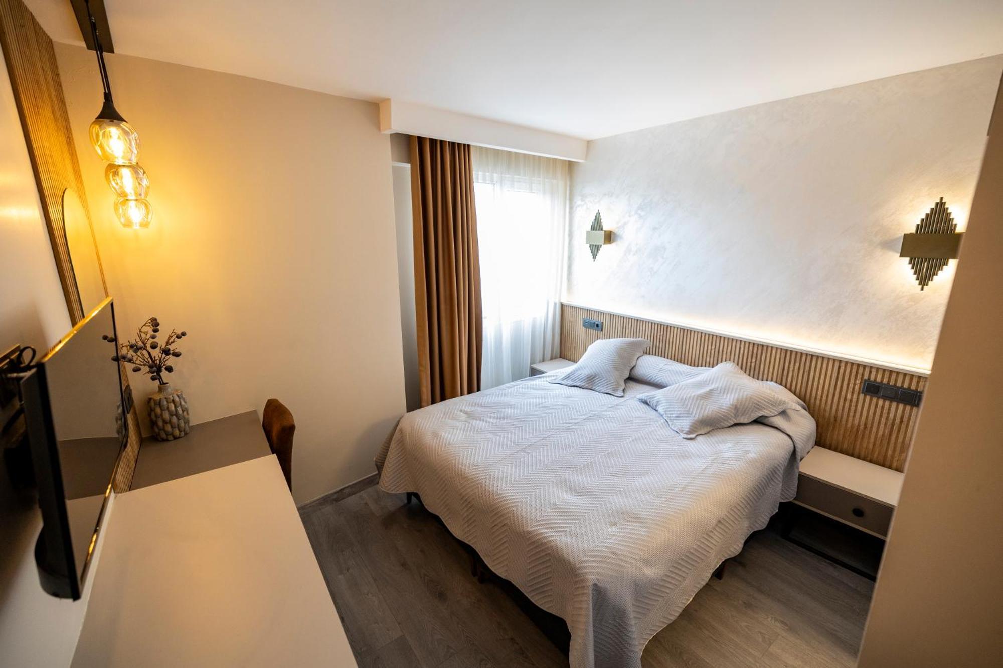 Aktas Hotel Mersin  Extérieur photo