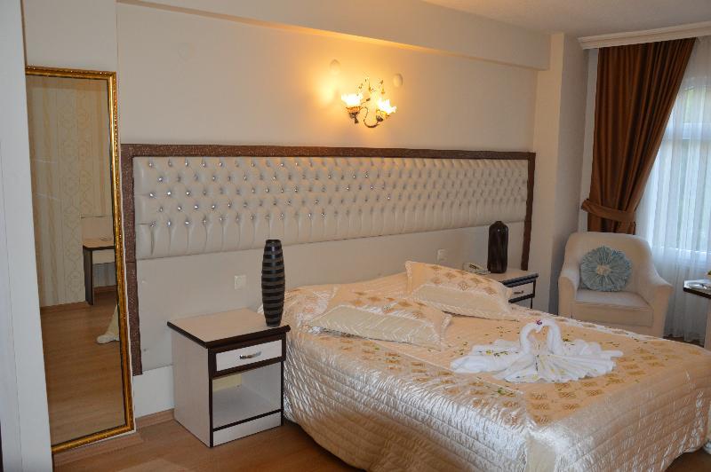 Aktas Hotel Mersin  Extérieur photo